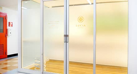 メンズクリアの診察カードと看板