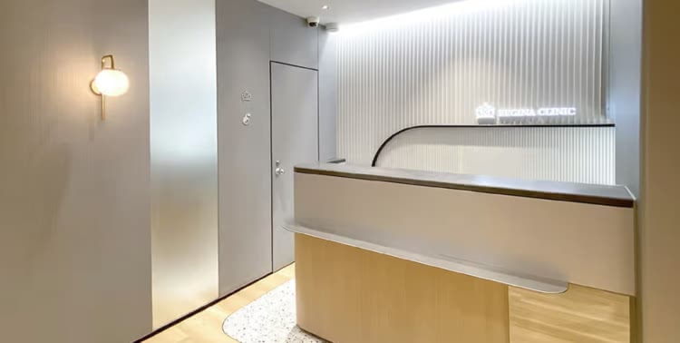 レジーナクリニックオムの院内