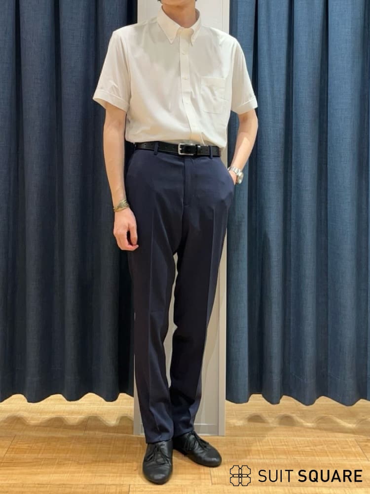 半袖シャツのメンズ夏オフィスカジュアルコーデ例