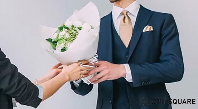 結婚式での男性ゲストの服装