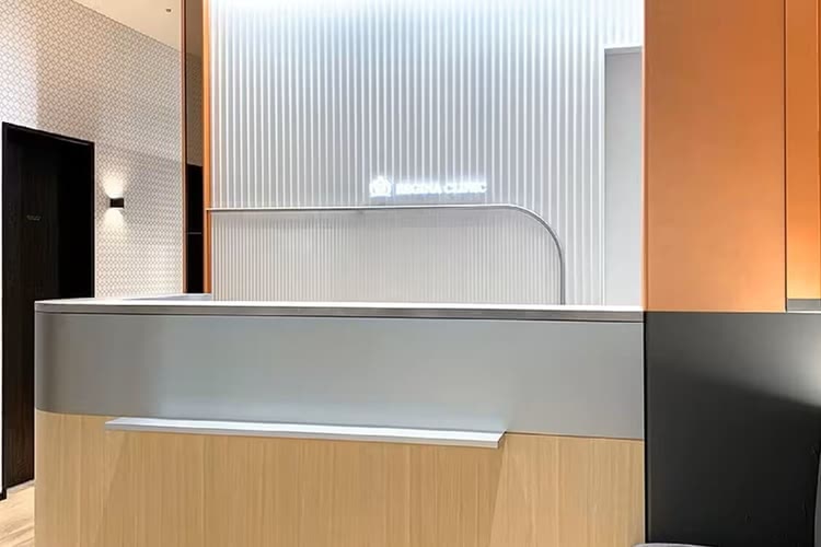 レジーナクリニックオム静岡院の院内受付