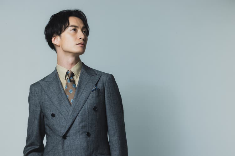 骨格ナチュラルに似合う服・コーデは？選び方やNGファッションを解説