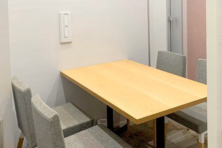 レジーナクリニックオム福岡博多天神院のカウンセリングルーム