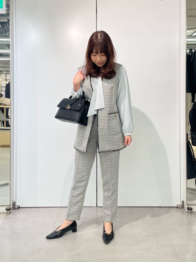グレー フリンジジレ テーパードパンツ